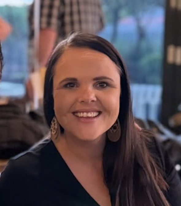 Lizanne, Customer Support